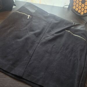 Willi Smith Black Mini Skirt with Zipper Details